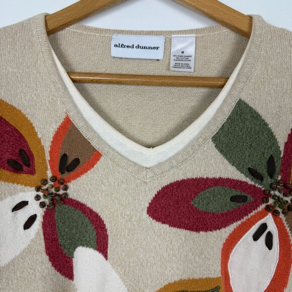 Vtg Alfred Dunner V-Neck Knit Sweater Medium Bold Floral Beaded Embellishments - Picture 2 of 9